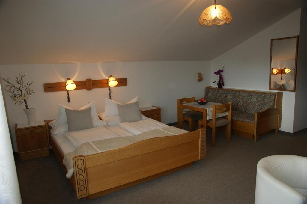 Pension Andrea room 6
